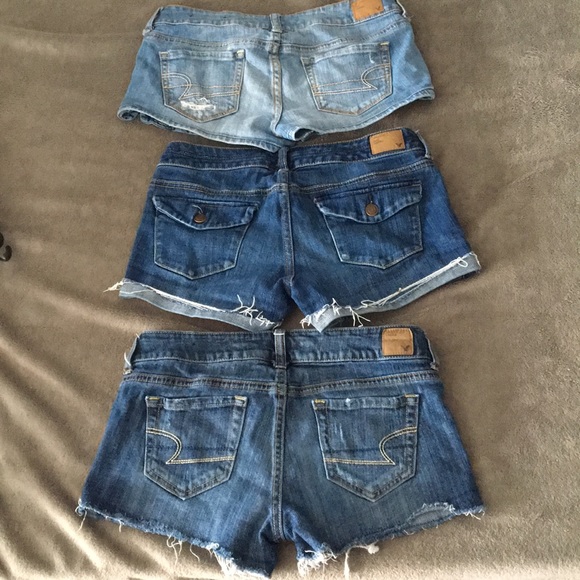 3 American Eagle shorts size 2 - Picture 5 of 8